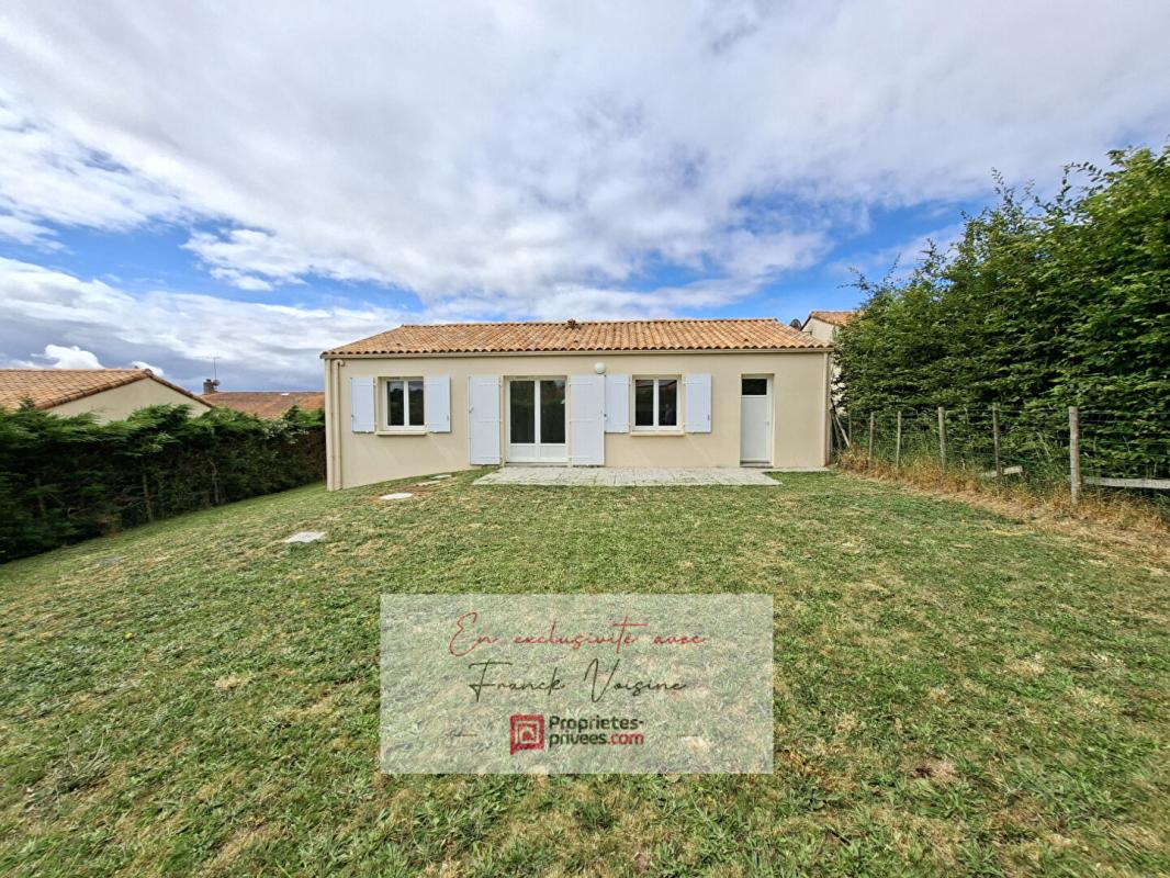 SÈVREMONT A VENDRE en Exclusivité à La Flocellière, Sèvremont, maison de 75 m2 avec 2 chambres sur une parcelle de 500 m2 env 10