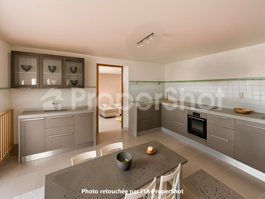CAGNES-SUR-MER Propriété à rénover Cagnes sur Mer 190 m² 7