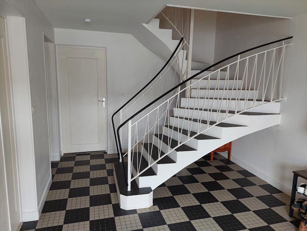 LE HAVRE Maison 5 pièce(s) 137 m2 Quartier Sanvic avec jardin et garage 2