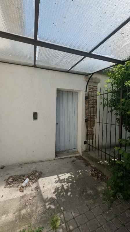 CASTELNAUDARY Centre ville maison T 4 avec garage et dépendance 15