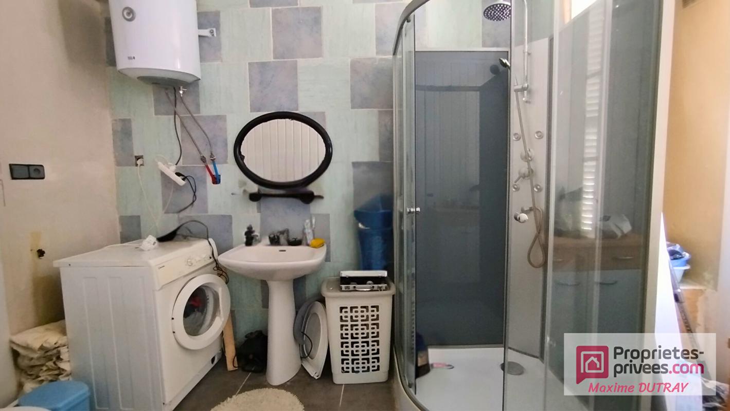 CHATEAU-RENAULT Ensemble de 2 appartements + grenier 10
