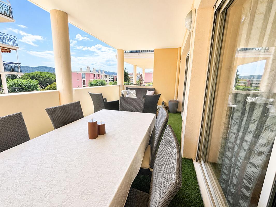 HYERES Appartement Hyères 4 pièce(s) 95 m2 1