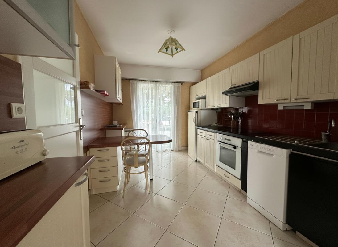 SAINTE-LUCE-SUR-LOIRE Maison Sainte Luce Sur Loire 5 pièce(s) 82 m2 3