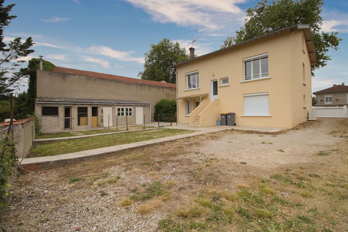 CASTRES Immeuble de rapport rénové - 3 appartements - Secteur Albinque 17