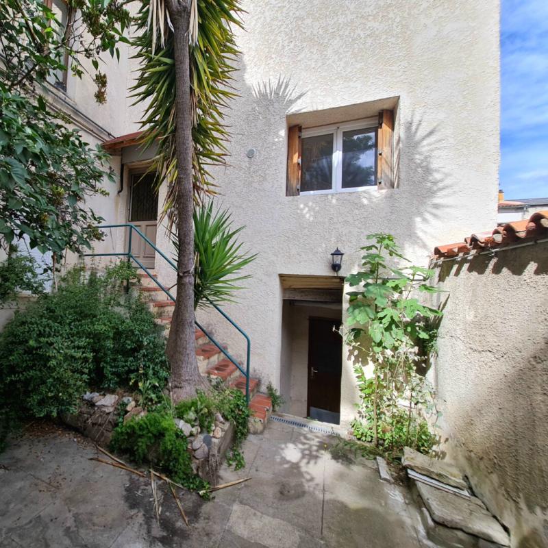 ALES Maison T4 de 108 m² avec cour privative en Centre-ville d'Alès 1