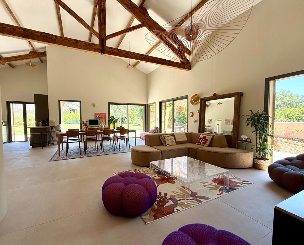SAINT-MITRE-LES-REMPARTS Villa provençale d'exception 137m² 3