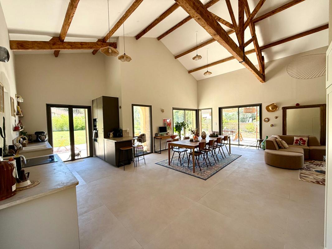 SAINT-MITRE-LES-REMPARTS Villa provençale d'exception 137m² 5