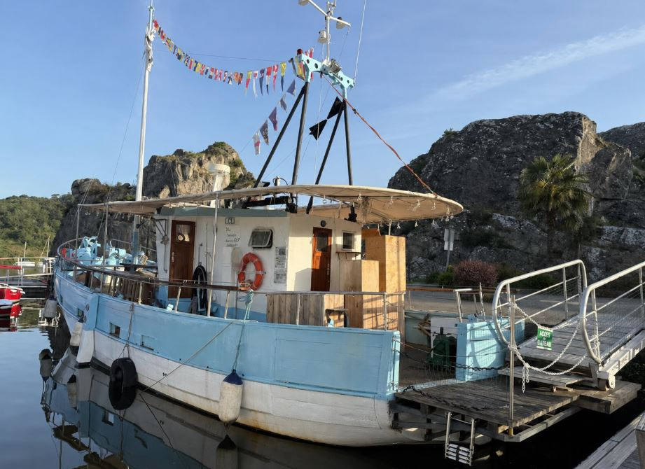 ARZAL 56000 VANNES - Bateau Restaurant 47 couverts 1