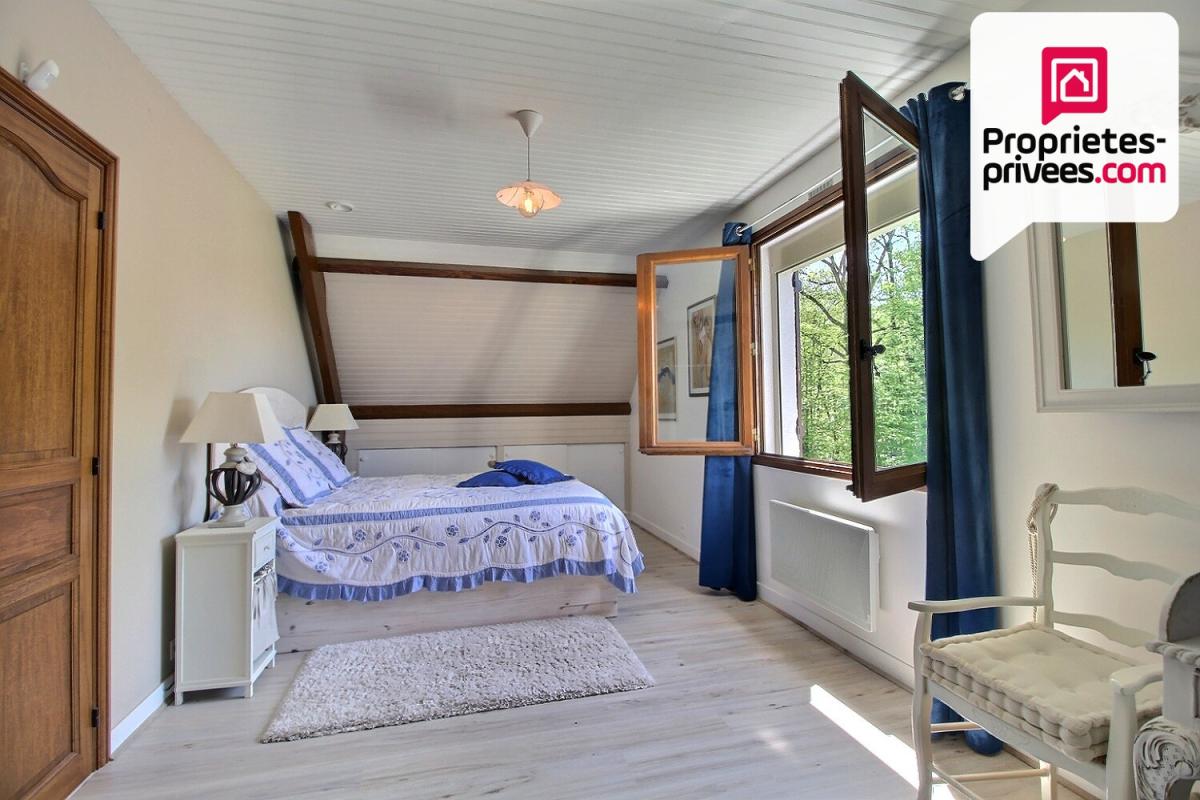 AMILLY CADRE PAISIBLE pour cette Maison de 180 m2, Vérandas, terrain arboré de 2820 m2 6