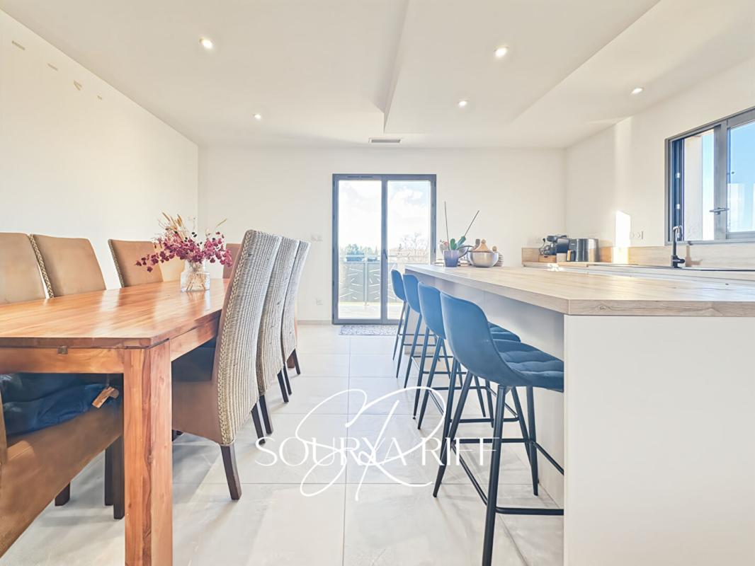 BARBAIRA Villa contemporaine avec piscine et sous-sol exceptionnel 15