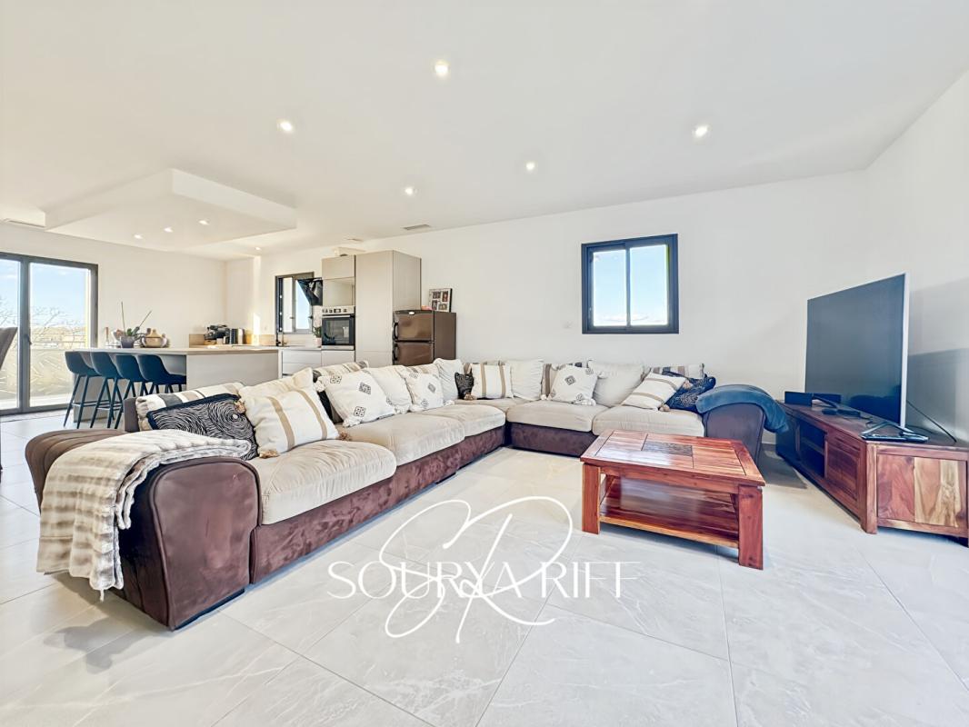 BARBAIRA Villa contemporaine avec piscine et sous-sol exceptionnel 3