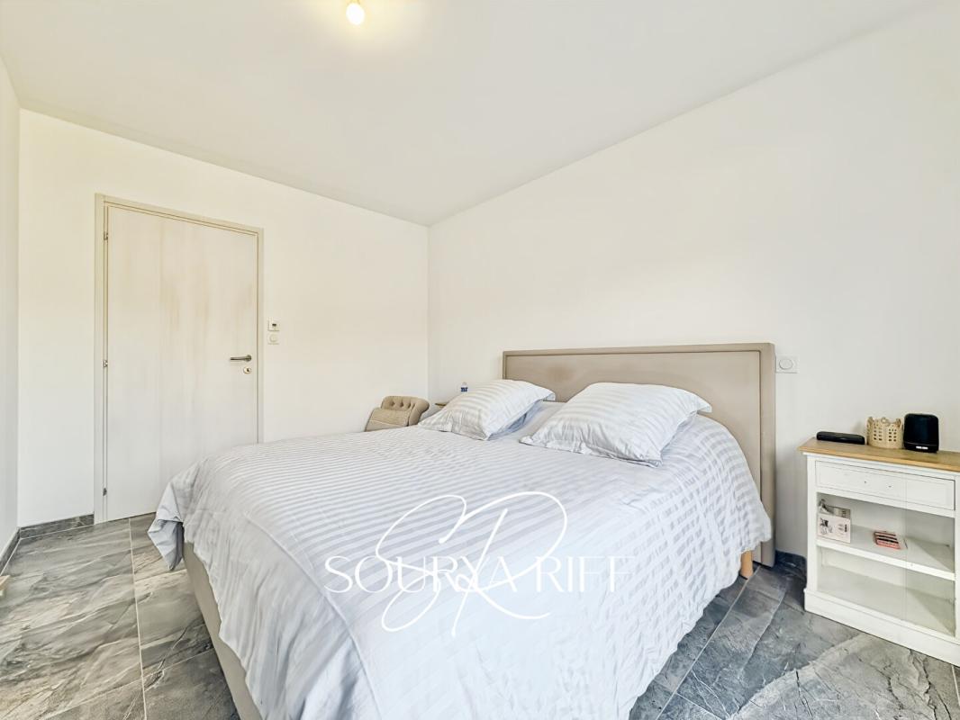 BARBAIRA Villa contemporaine avec piscine et sous-sol exceptionnel 8
