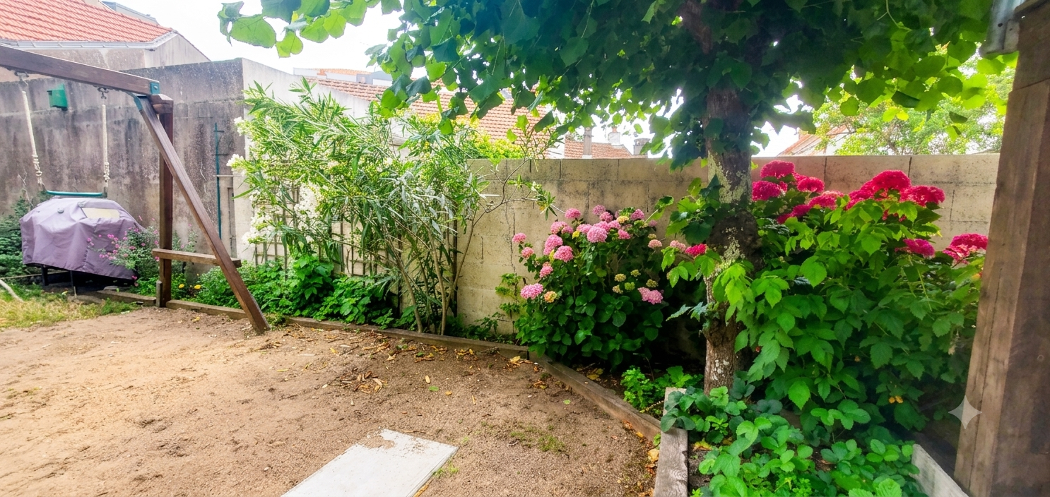 SAINT-BREVIN-LES-PINS Maison Saint Brevin Les Pins 7 pièce(s) 134 m2 7