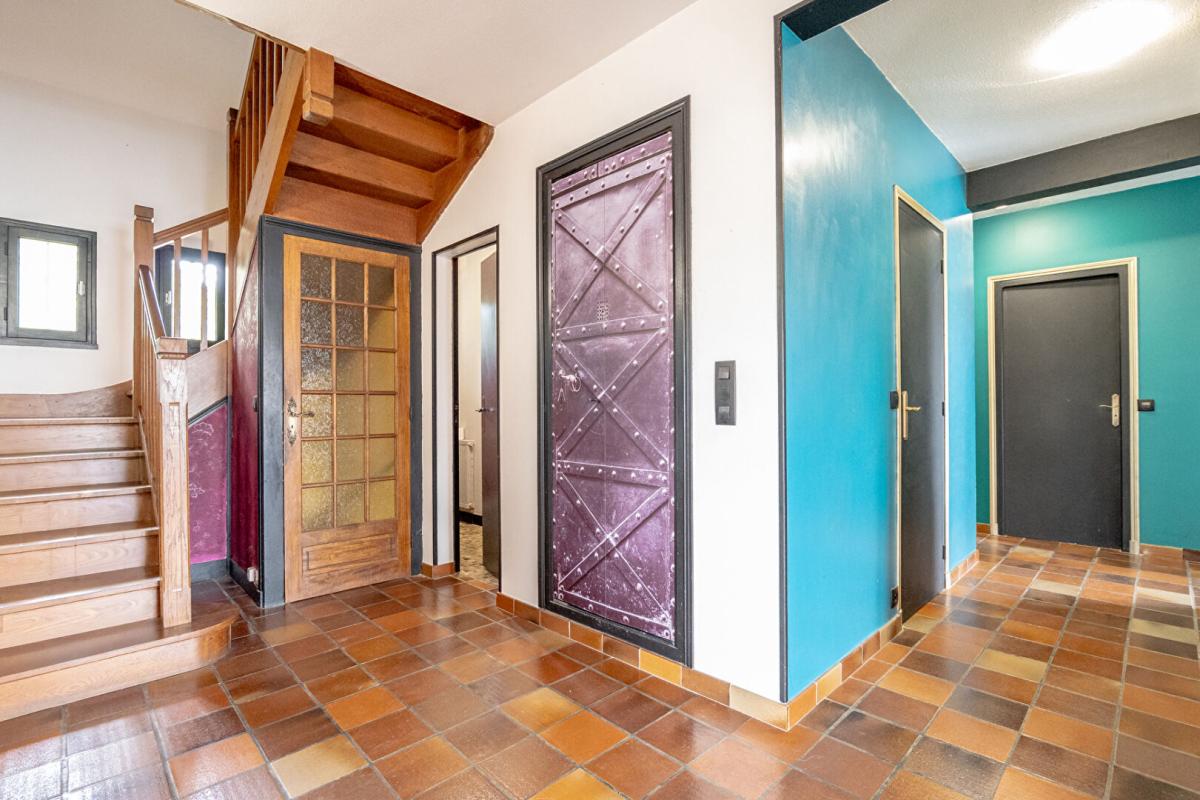 NEUNG-SUR-BEUVRON LIEUX UNIQUES ® x PROPRIÉTÉS PRIVÉES PROPOSE MAISON DE 1976 NEUNG-SUR-BEUVRON 196 M² 12