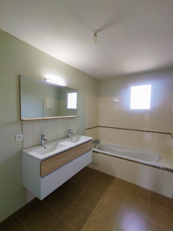YZEURES-SUR-CREUSE Maison Yzeures Sur Creuse 5 pièces 100 m² de plain pied 11