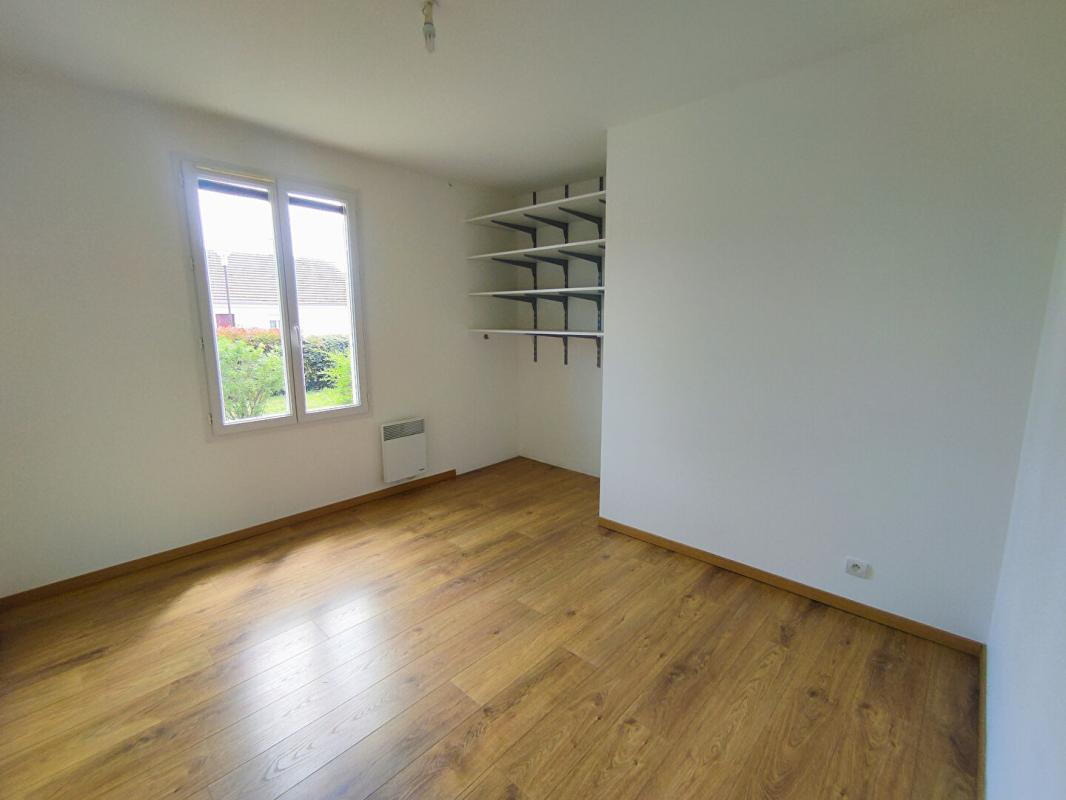 YZEURES-SUR-CREUSE Maison Yzeures Sur Creuse 5 pièces 100 m² de plain pied 13