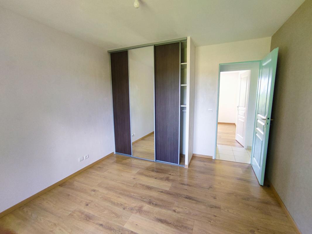 YZEURES-SUR-CREUSE Maison Yzeures Sur Creuse 5 pièces 100 m² de plain pied 16