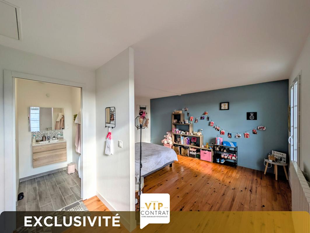 SAINT-SEVER-DE-SAINTONGE GARANTIE PROTEC+ 12 MOIS INCLUS / Maison 9 pièces avec piscine 11