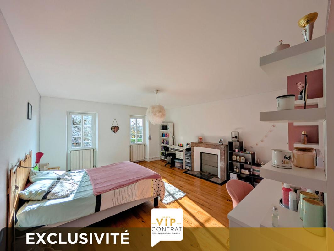 SAINT-SEVER-DE-SAINTONGE GARANTIE PROTEC+ 12 MOIS INCLUS / Maison 9 pièces avec piscine 12