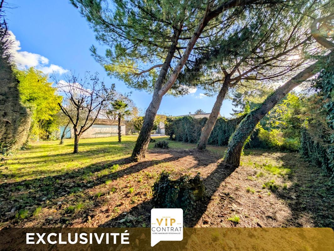 SAINT-SEVER-DE-SAINTONGE GARANTIE PROTEC+ 12 MOIS INCLUS / Maison 9 pièces avec piscine 17