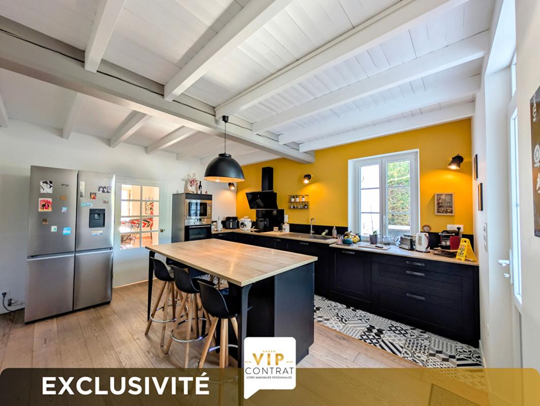 SAINT-SEVER-DE-SAINTONGE GARANTIE PROTEC+ 12 MOIS INCLUS / Maison 9 pièces avec piscine 6