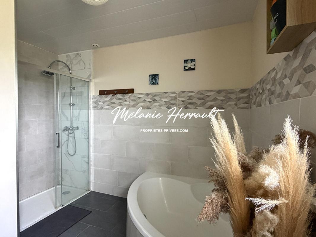 PARIGNE-L'EVEQUE Maison individuelle - 6 pièces - 4 chambres - Parigné l'Evêque (72250) 11