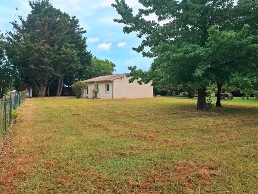 CARS Maison de plain-pied 80 m² - 3 chambres - Terrain 1 466 m² 14
