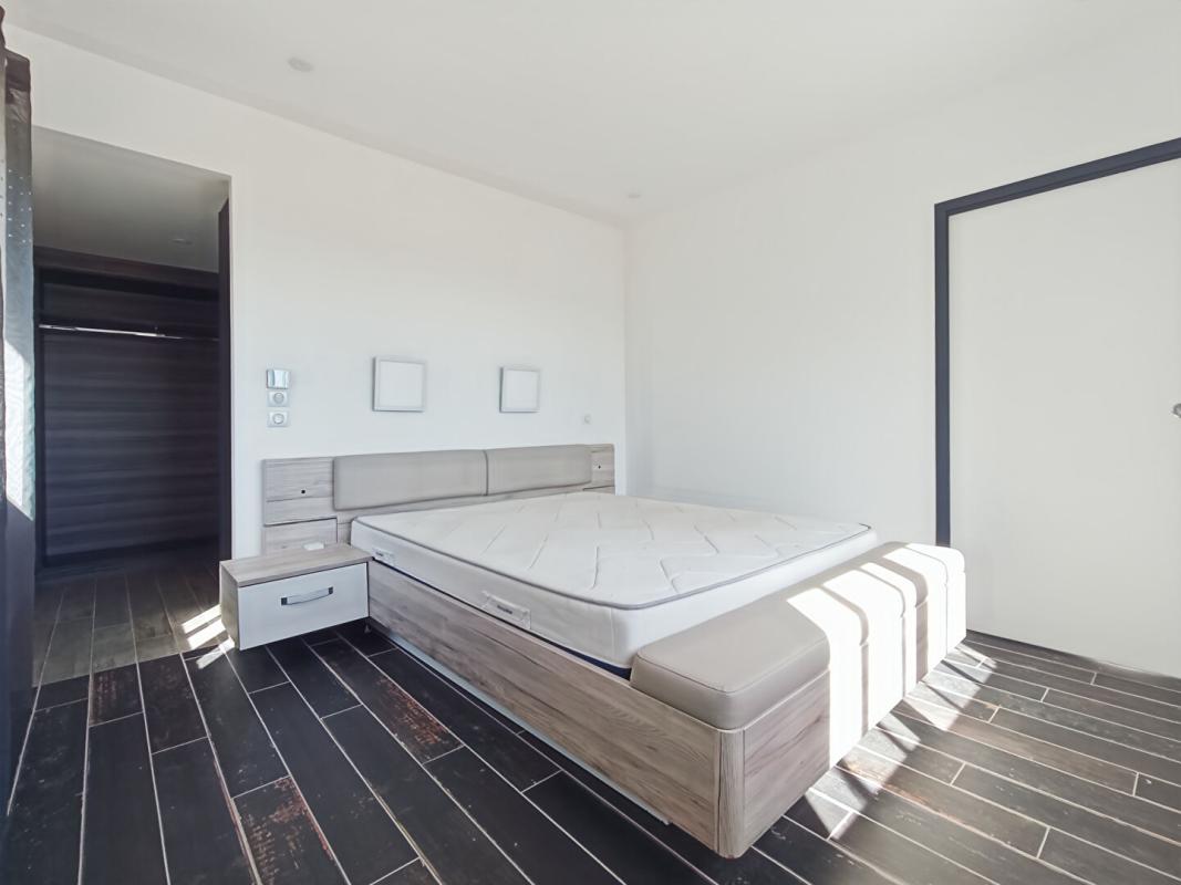 GAILLAC Maison contemporaine proche de Gaillac avec sous-sol et appartement indépendant 11