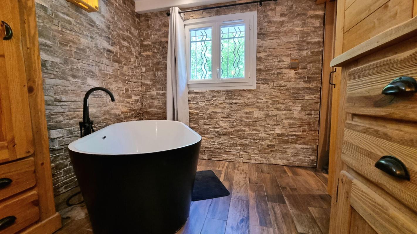 MONTMIN Maison Talloires- Montmin 13 pièces 260 m2 11