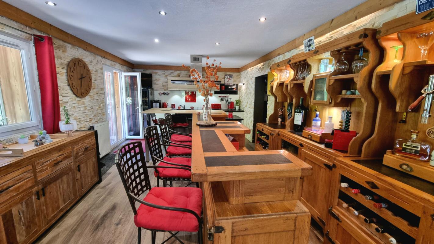 MONTMIN Maison Talloires- Montmin 13 pièces 260 m2 3