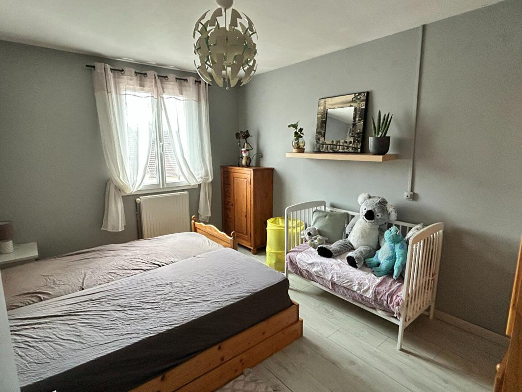 CHARS CHARS MEME : COUP DE COEUR POUR CE PAVILLON OU IL SUFFIT DE POSER LES VALISES ! 11