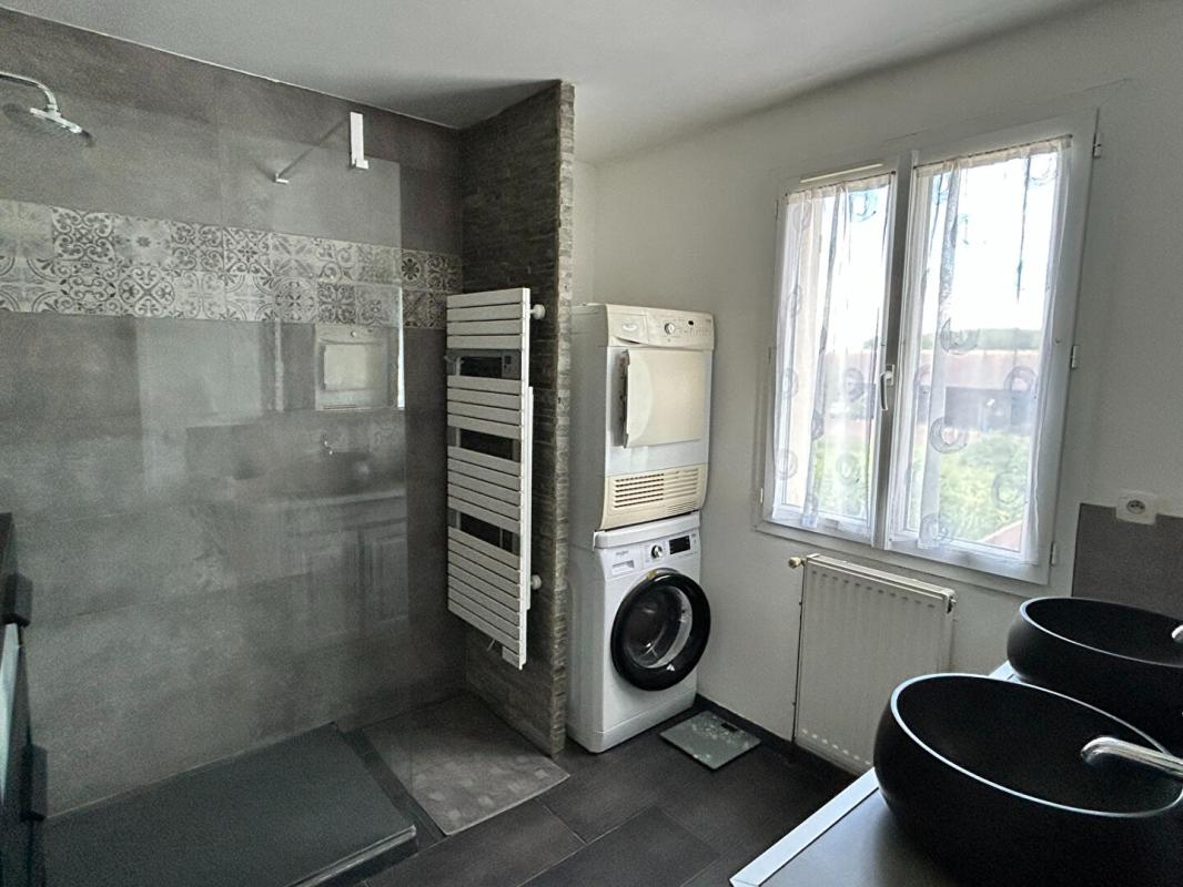 CHARS CHARS MEME : COUP DE COEUR POUR CE PAVILLON OU IL SUFFIT DE POSER LES VALISES ! 12