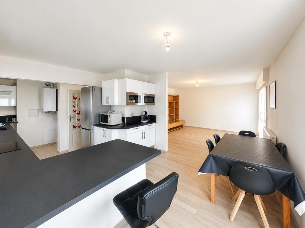 MONTGERON Appartement  5 pièce(s) 90 m2 2