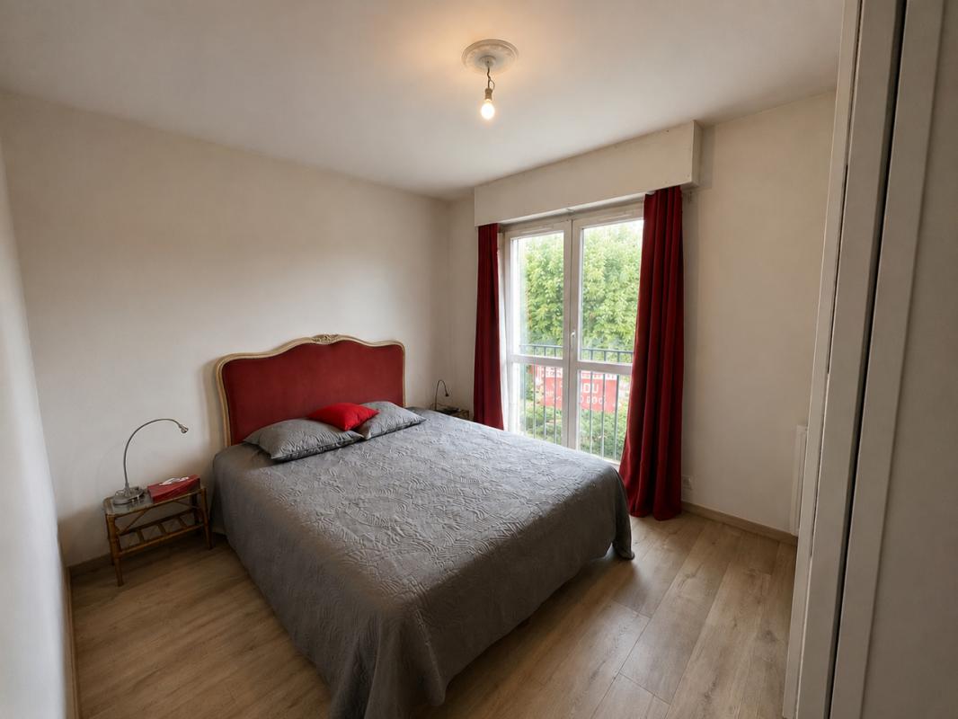MONTGERON Appartement  5 pièce(s) 90 m2 4