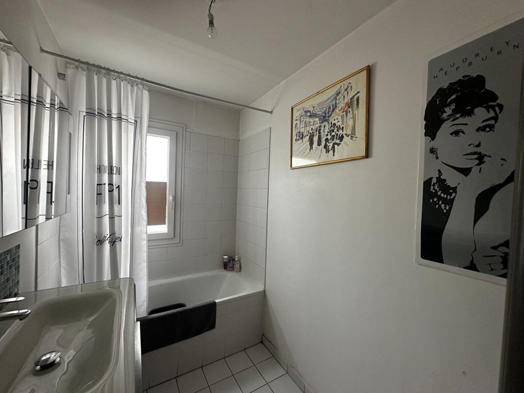 MONTGERON Appartement  5 pièce(s) 90 m2 6