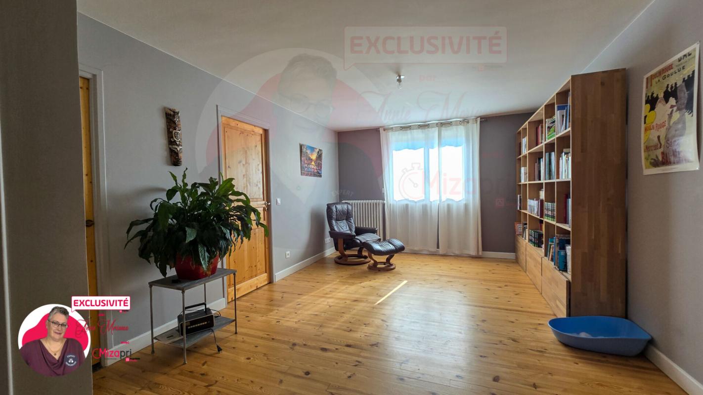 ISSOIRE Maison individuelle 180 m² avec jardin, garage et piscine, proche centre-ville Issoire 12