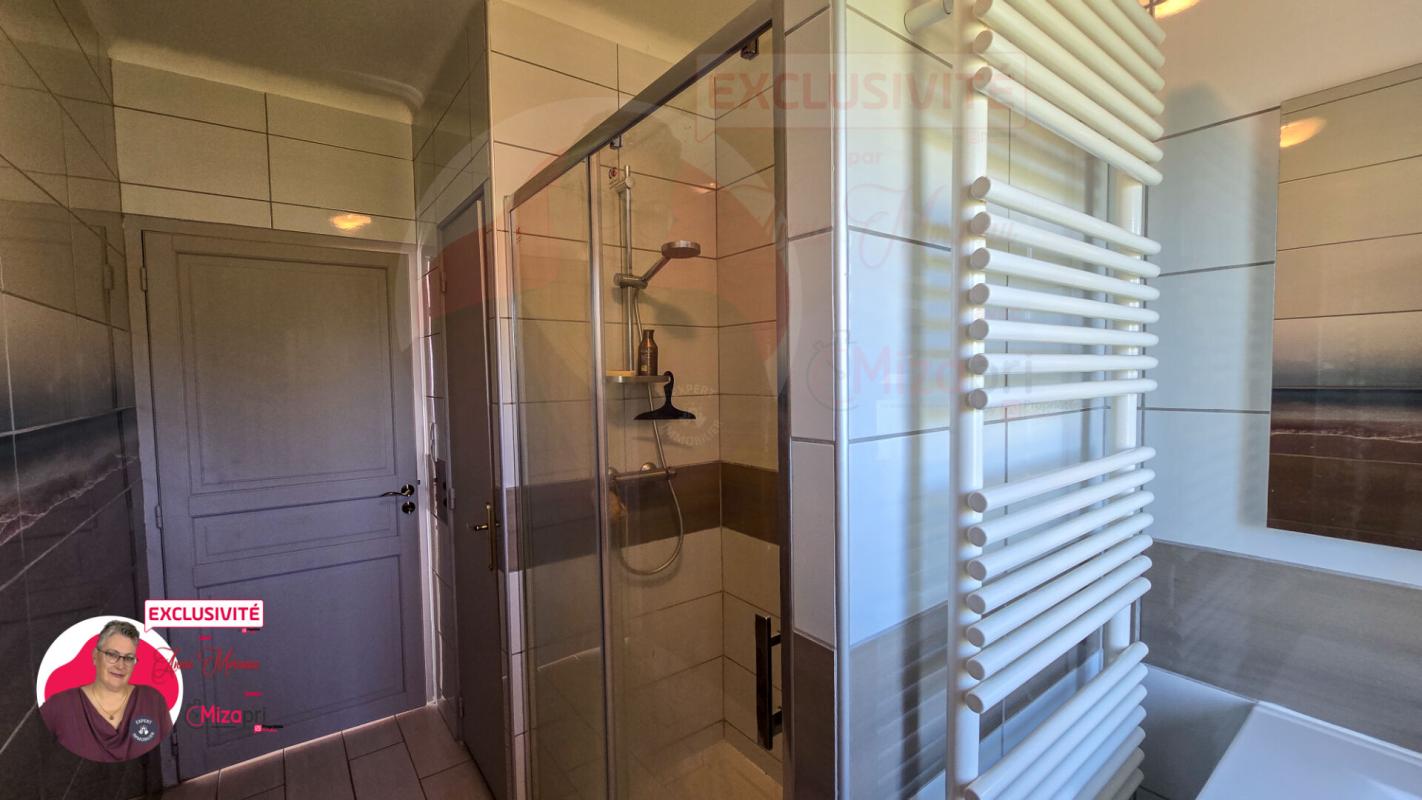 ISSOIRE Maison individuelle 180 m² avec jardin, garage et piscine, proche centre-ville Issoire 9