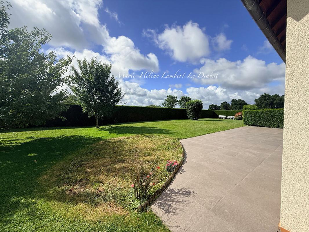 SAINT-ROMAIN-DE-COLBOSC SANDOUVILLE - Maison T5 - PLAIN PIED DE VIE - SOUS-SOL COMPLET - GRAND JARDIN - 13