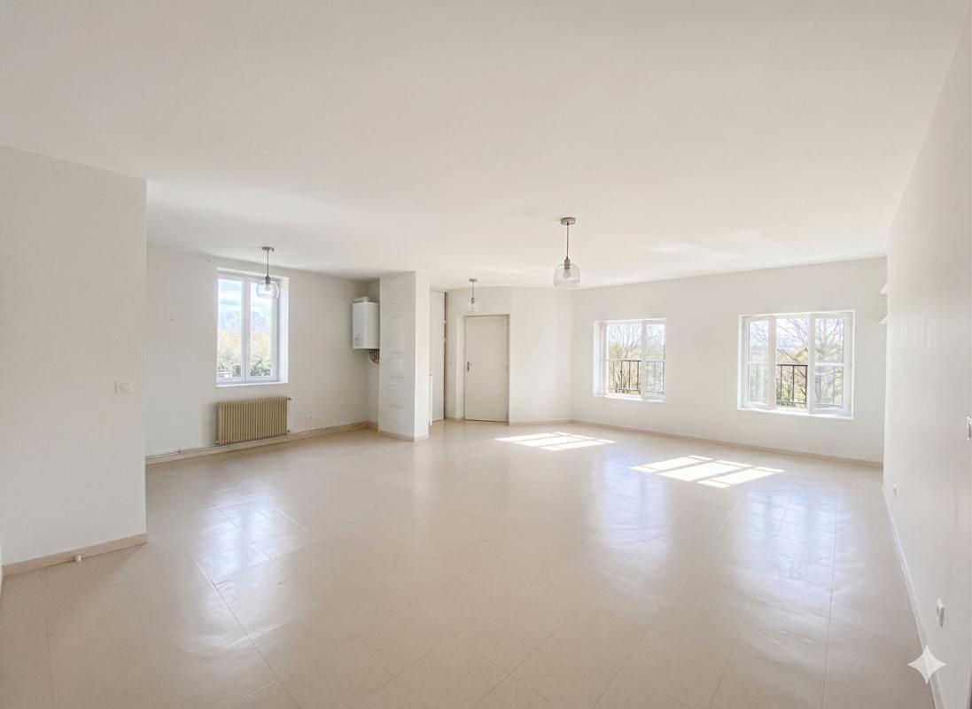 RIOM Appartement 4 pièces 3