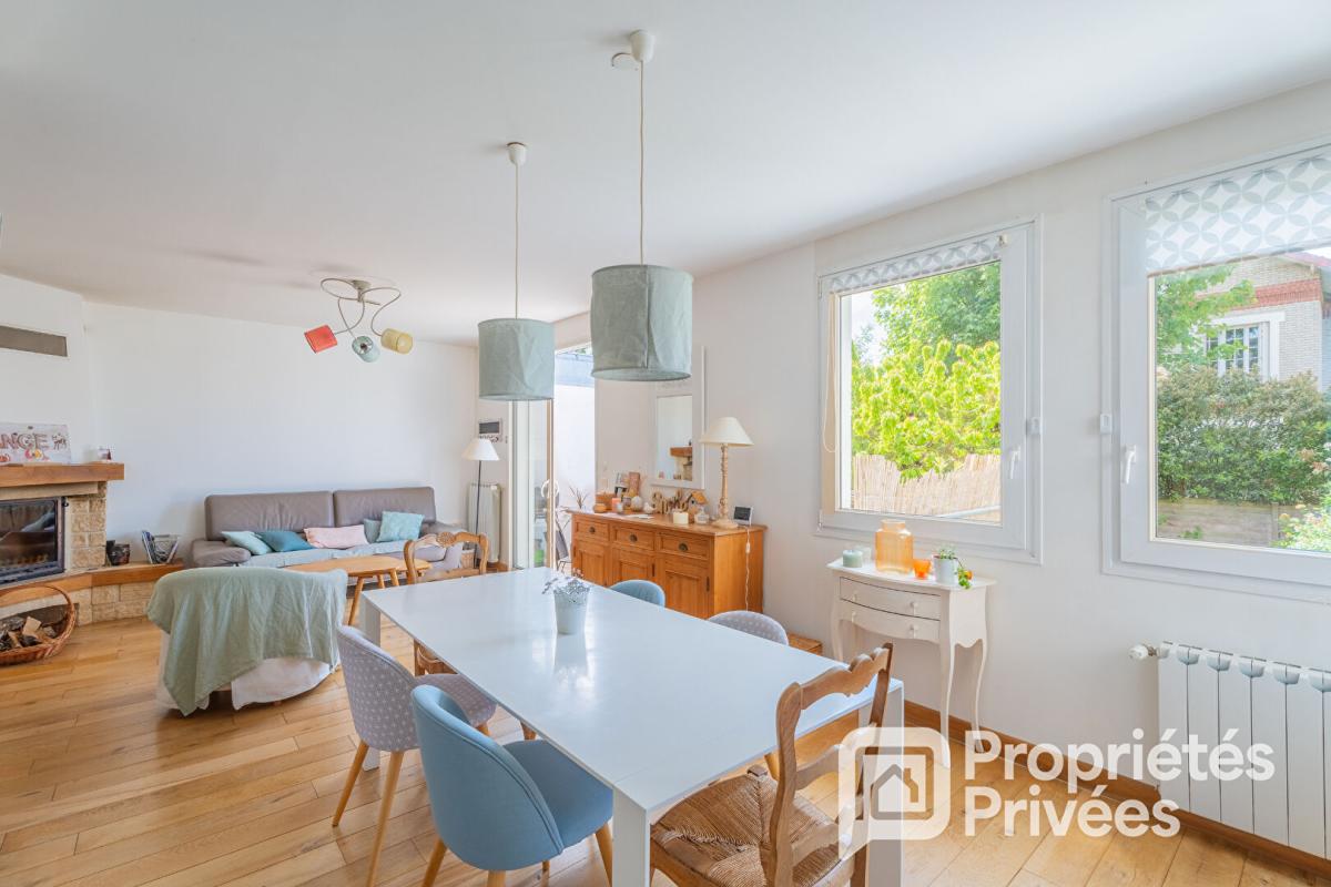 CLAMART Maison contemporaine avec jardin et garage, quartier des Rochers 4