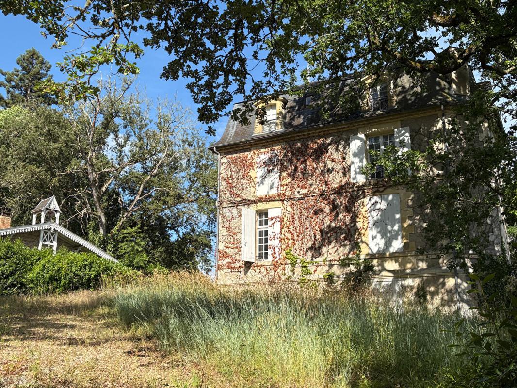 SAINT-ANDRE-ET-APPELLES SUPERBE CHATEAU D'EXCEPTION À RÉNOVER ? VUE PANORAMIQUE SUR LA DORDOGNE 9
