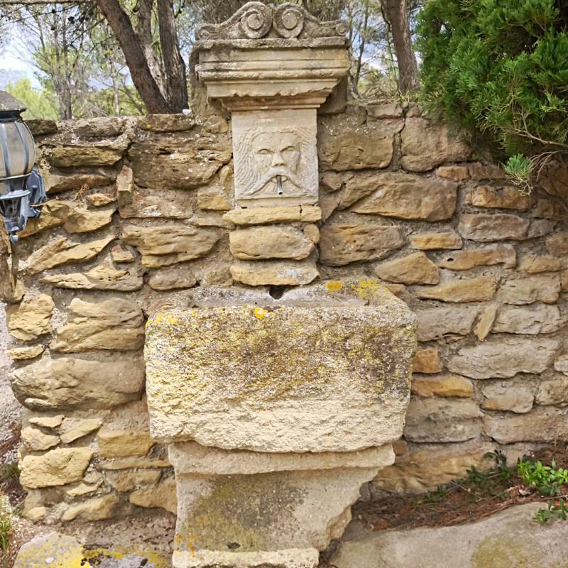 CARPENTRAS TOUTE LA PROVENCE SANS VIS A VIS 12