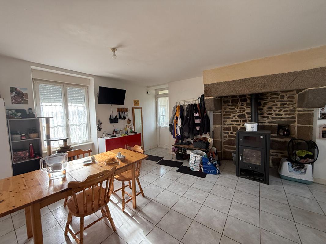 BRECEY Maison Brécey 4 pièce(s) 70 m2 3