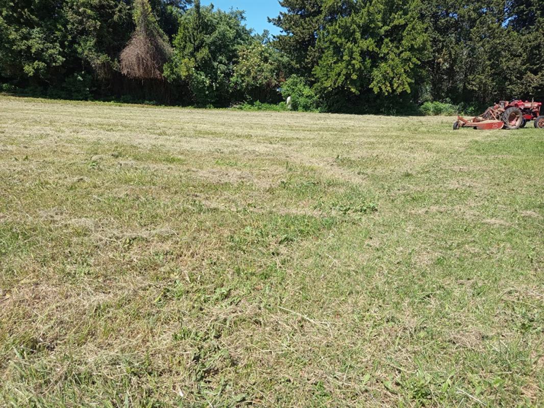 DONZERE Terrain plat constructible de 1834m² à Donzère 125 500 HAI 1