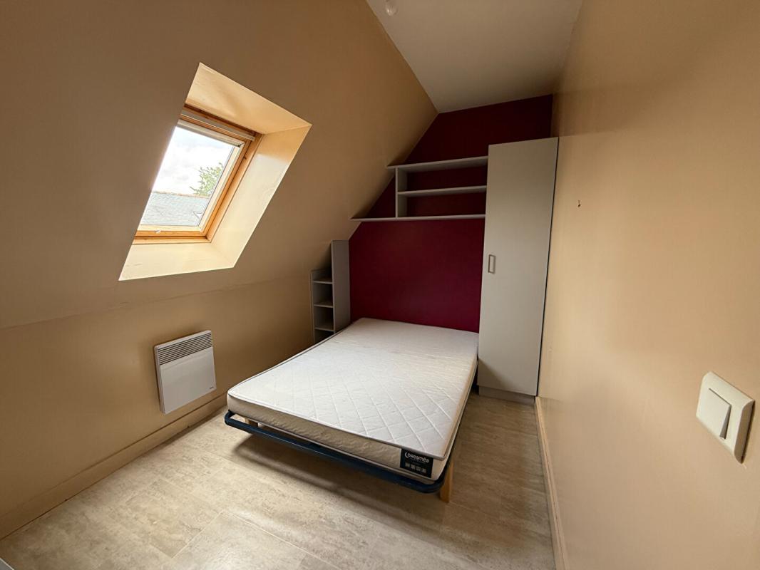 BRECEY Immeuble Brécey 12 pièce(s) 280 m2 12