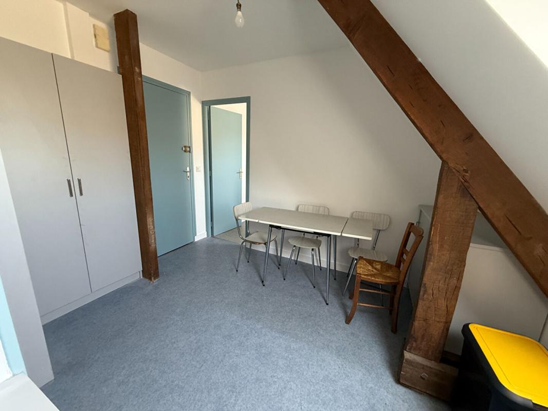 BRECEY Immeuble Brécey 12 pièce(s) 280 m2 7