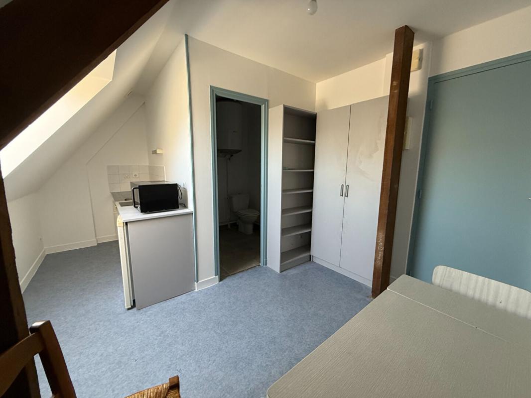 BRECEY Immeuble Brécey 12 pièce(s) 280 m2 8