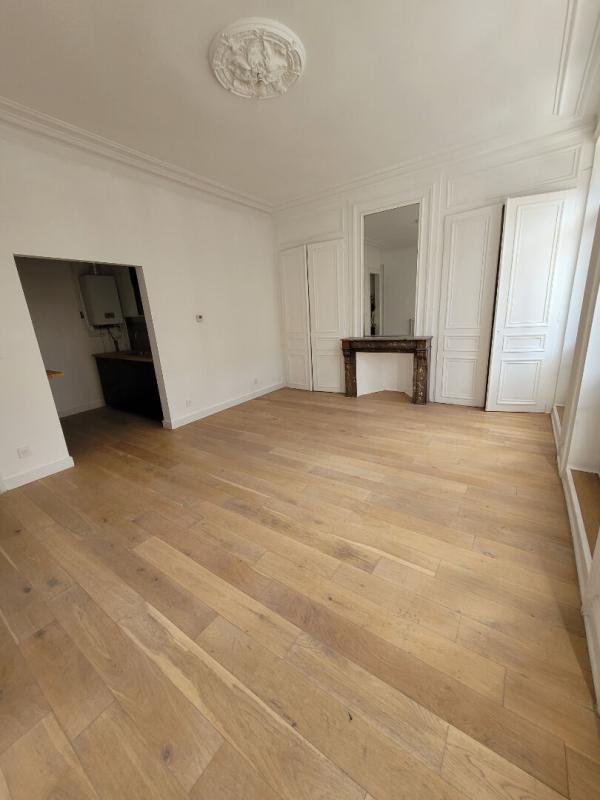LILLE Lille rue nationale -Appartement 53m² -une chambre 1
