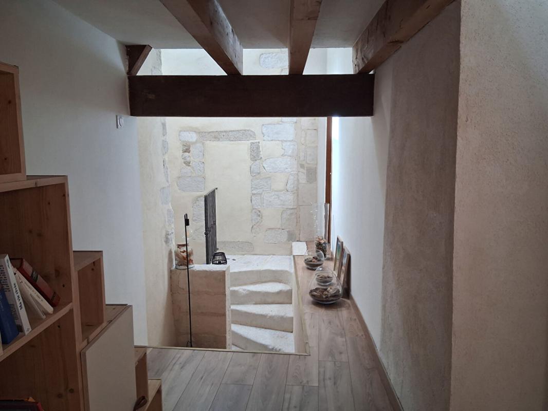 DOMAZAN Maison de village de 189 m2 à Domazan 273000 10