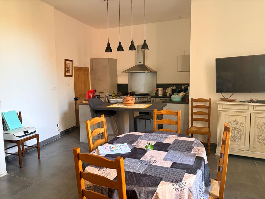 DOMAZAN Maison de village de 189 m2 à Domazan 273000 2